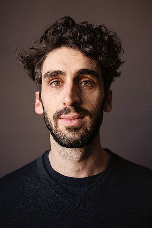 Stephen Thomas